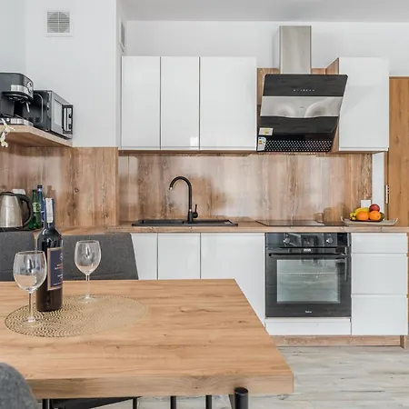 Bursztynova Piamola *