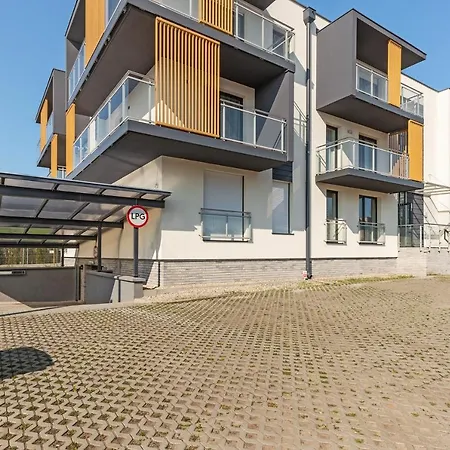 Bursztynova Piamola Blisko Zalewu Wislanego, Bezplatne Solarium