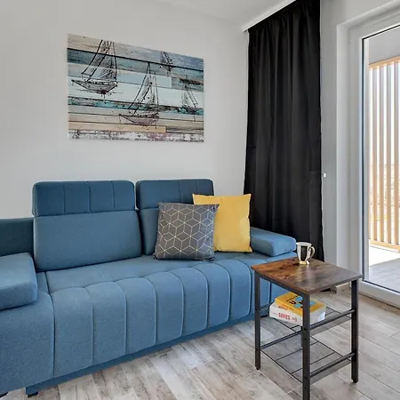 Bursztynova Piamola Конты Рыбацке