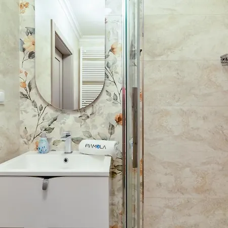 Bursztynova Piamola Конты Рыбацке