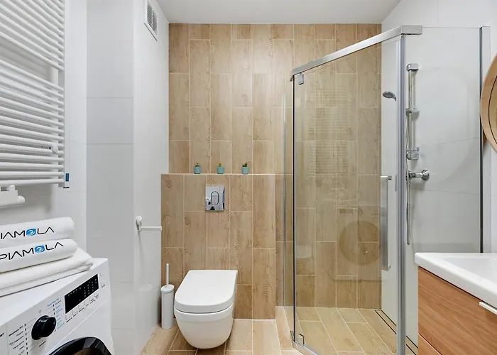 Bursztynova Piamola Blisko Zalewu Wislanego, Bezplatne Solarium